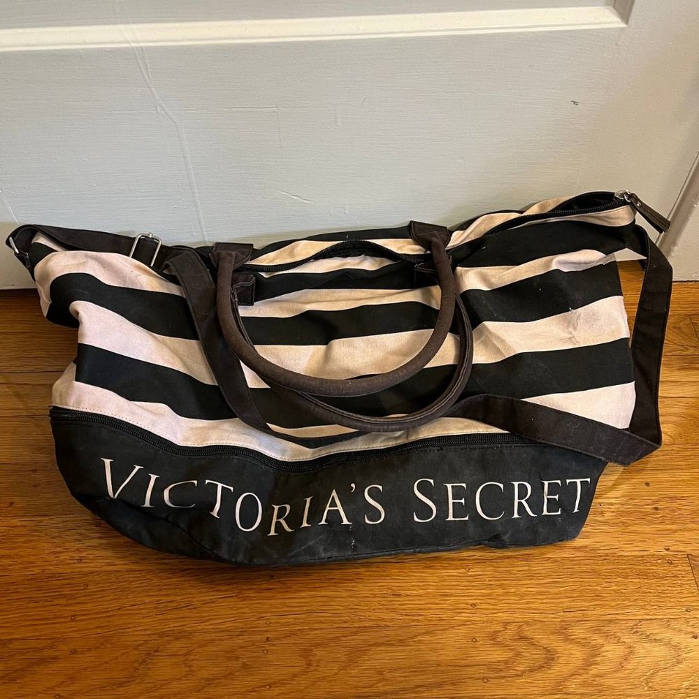 Victoria's Secret Expandable Weekend Bag